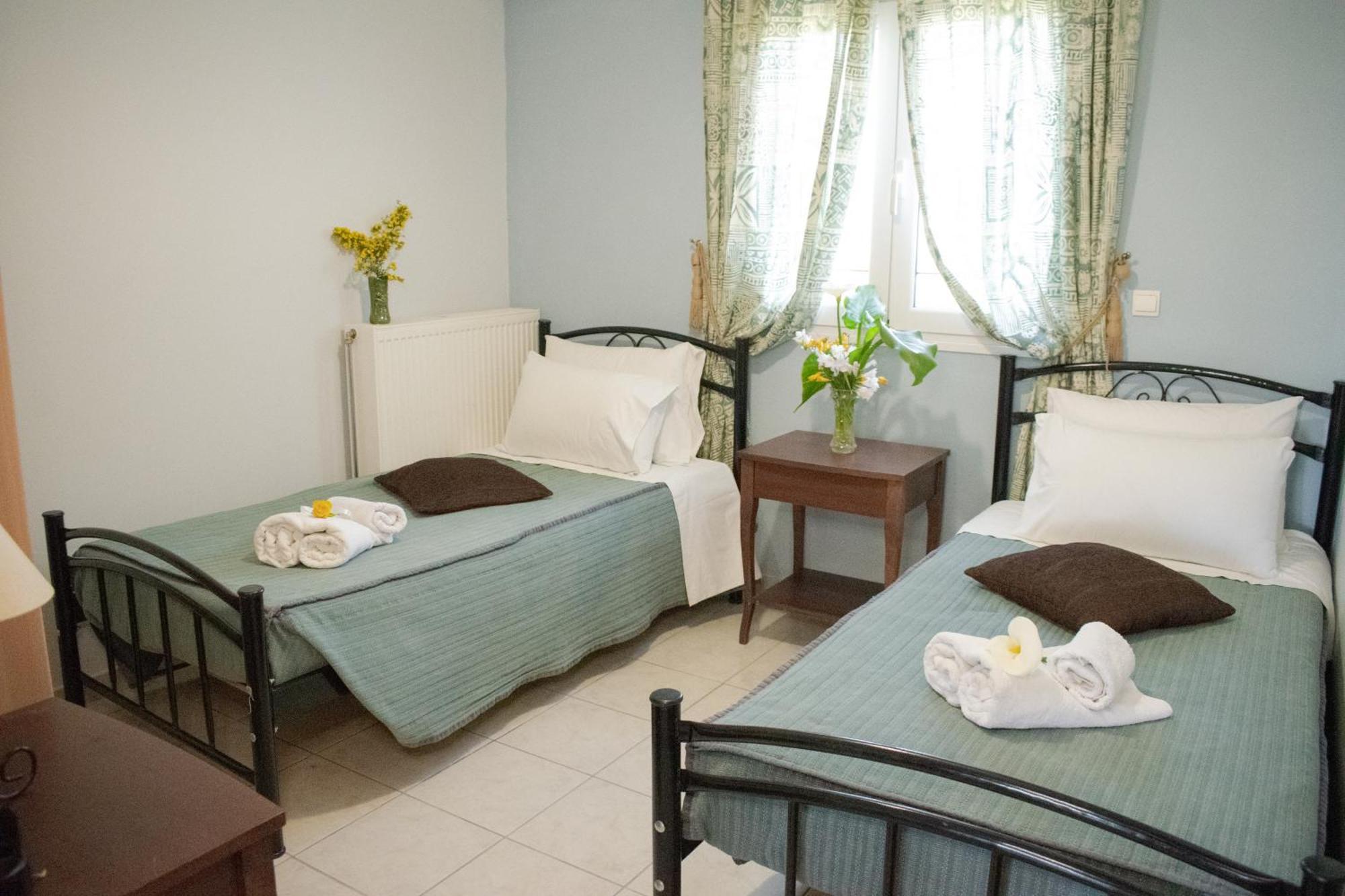 Apidalos Naus Apartment Corfu  외부 사진