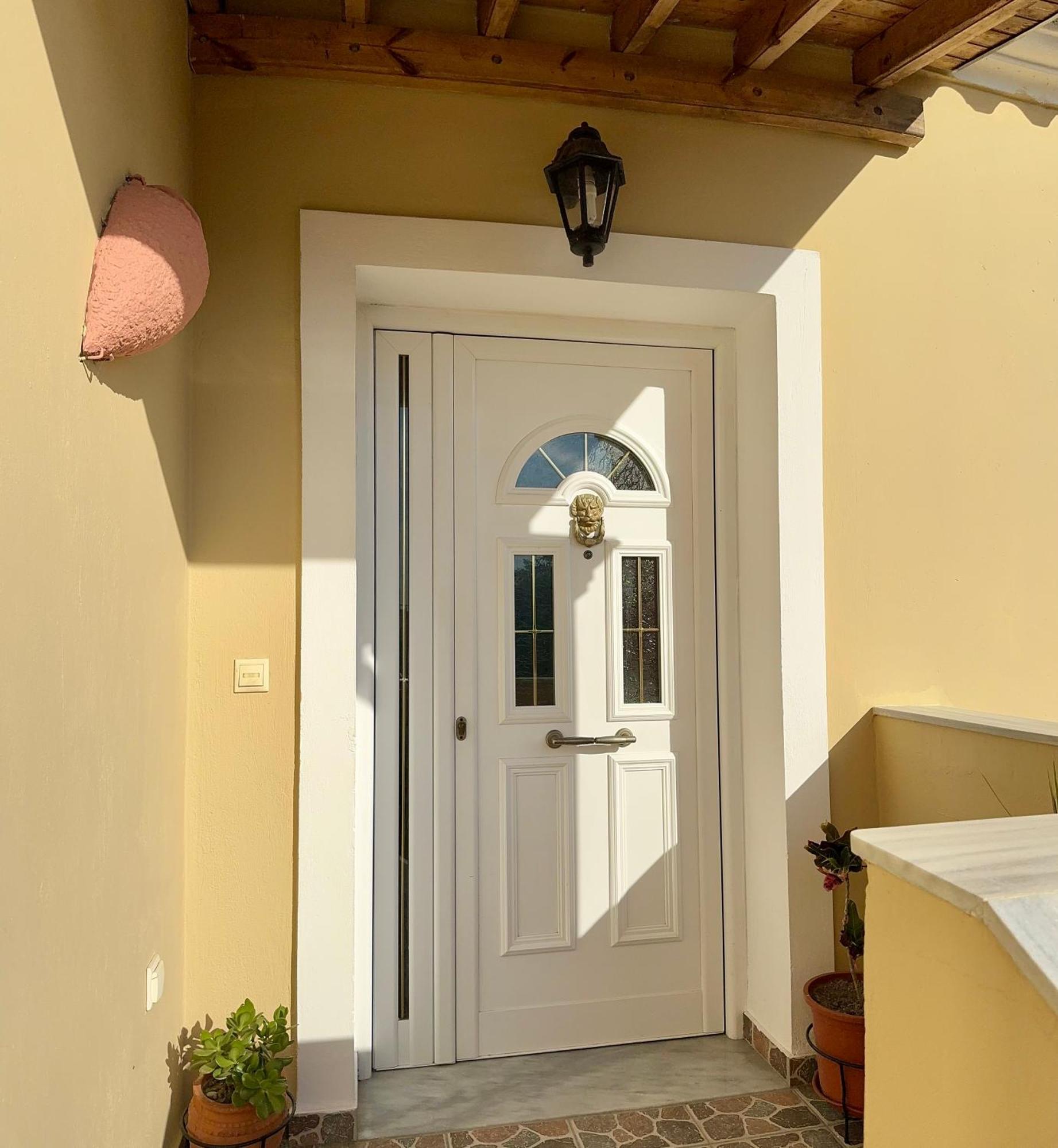 Apidalos Naus Apartment Corfu  외부 사진